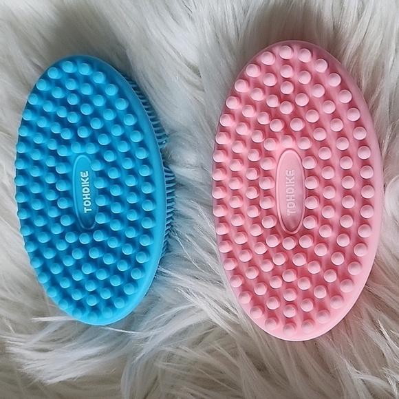 Blushly Cleansing and Exfoliating Body Brush with 4 Brush Heads NIB - Picture 6 of 7